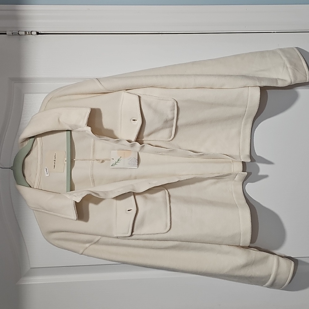 Thread & Supply Shacket ✨️ - Picture 1 of 5